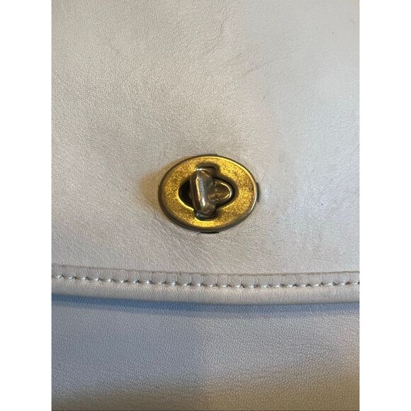 Coach vintage bone color glovetanned Minimalist Leather Cross Body Bag - Picture 13 of 14